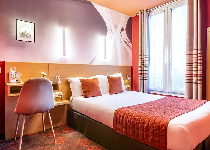 Hotel Ariane Montparnasse By Patrick Hayat